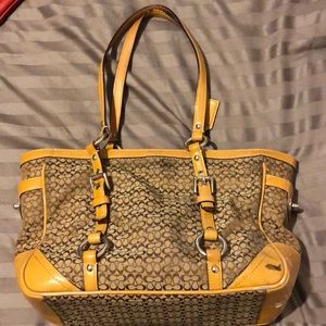 Coach shoulder bag